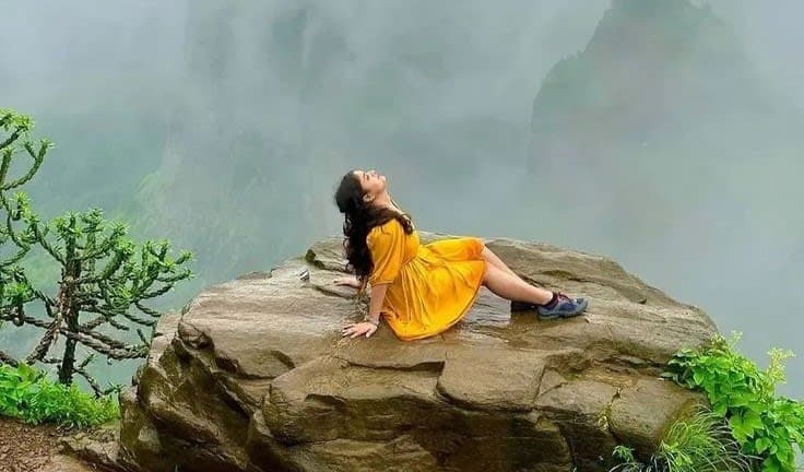 KAUSANI HONEYMOON PPACKAGE