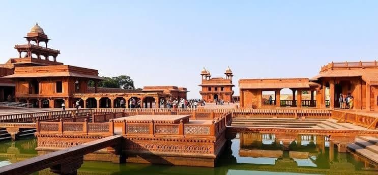 AGRA MATHURA FATHEH PUR SIKRI TOUR PACKAGE
