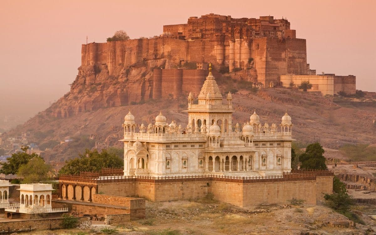 RAJASTHAN TOUR WITH JAIPUR PUSHKAR & JODHPUR UDAIPUR