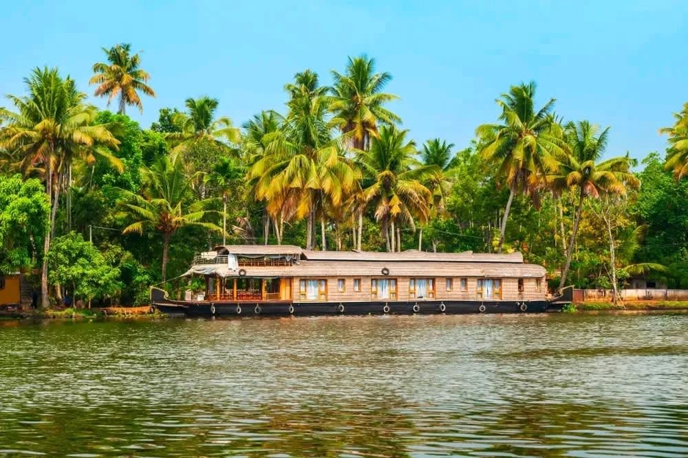 KERLA TOUR WITH KANYAKUMARI EX COCHINE