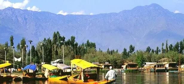 KASHMIR TOUR WITH GULMARG & PHALGAN
