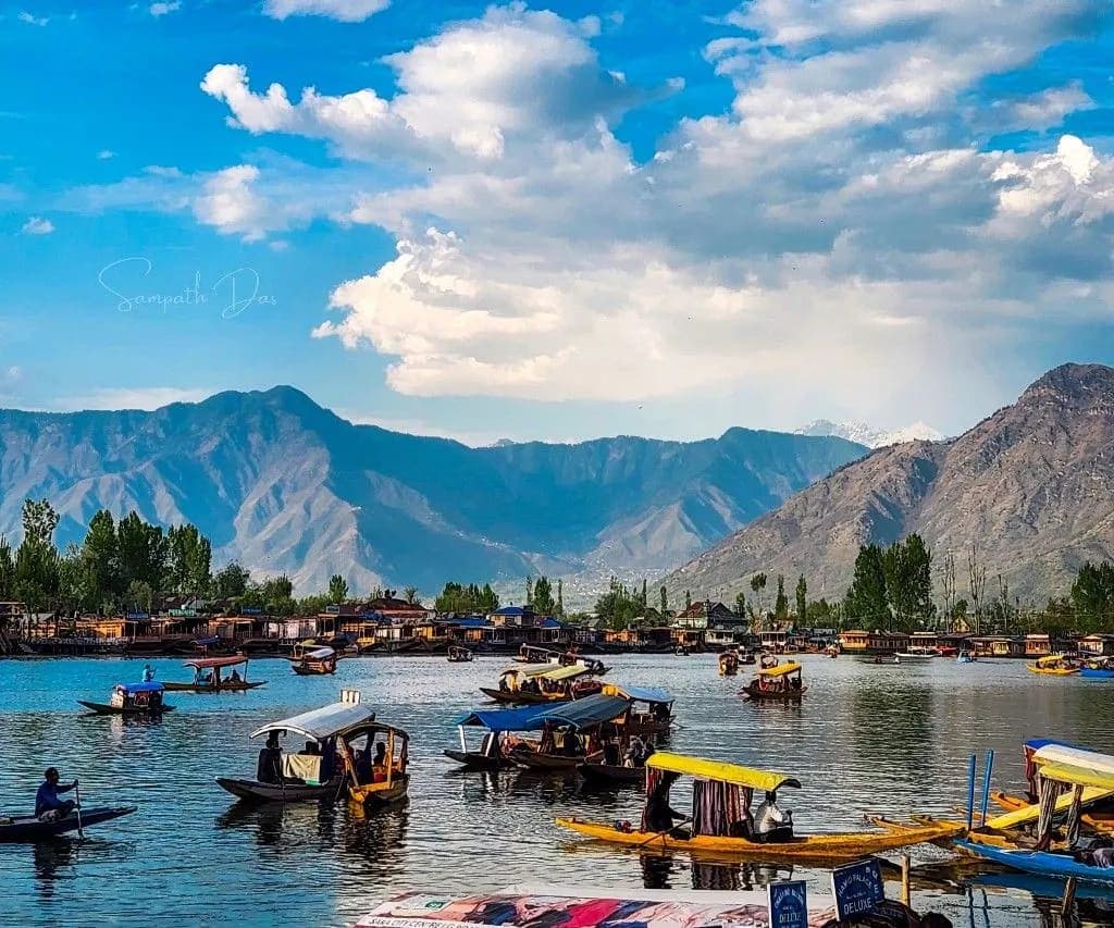 KASHMIR WITH VAISHNODEVI TOUR