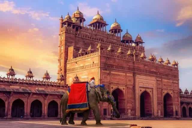 GOLDEN TRIANGLE 4DAYS TOUR