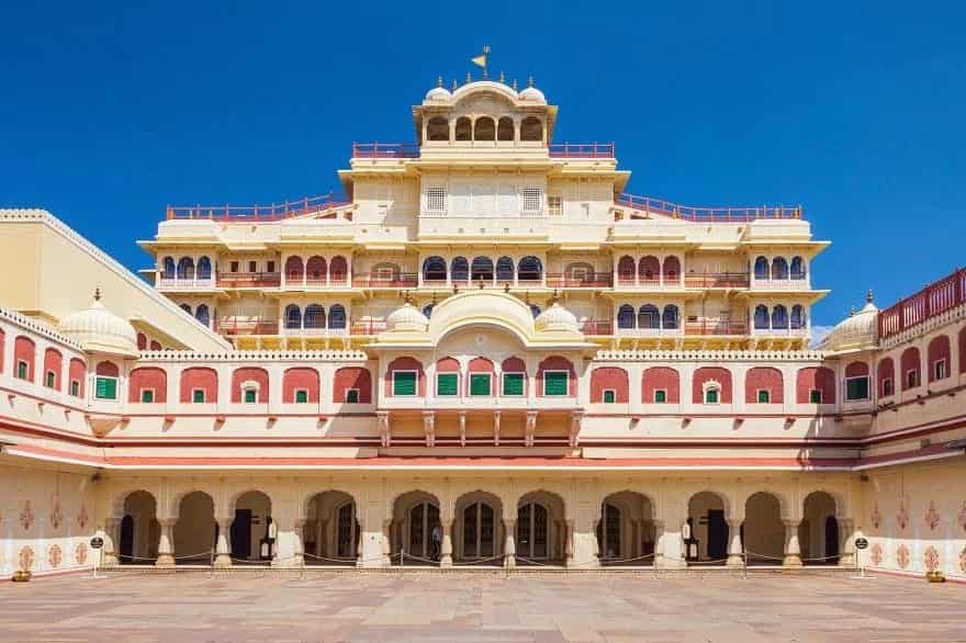 GOLDEN TRIANGLE TOUR WITH VARANASI