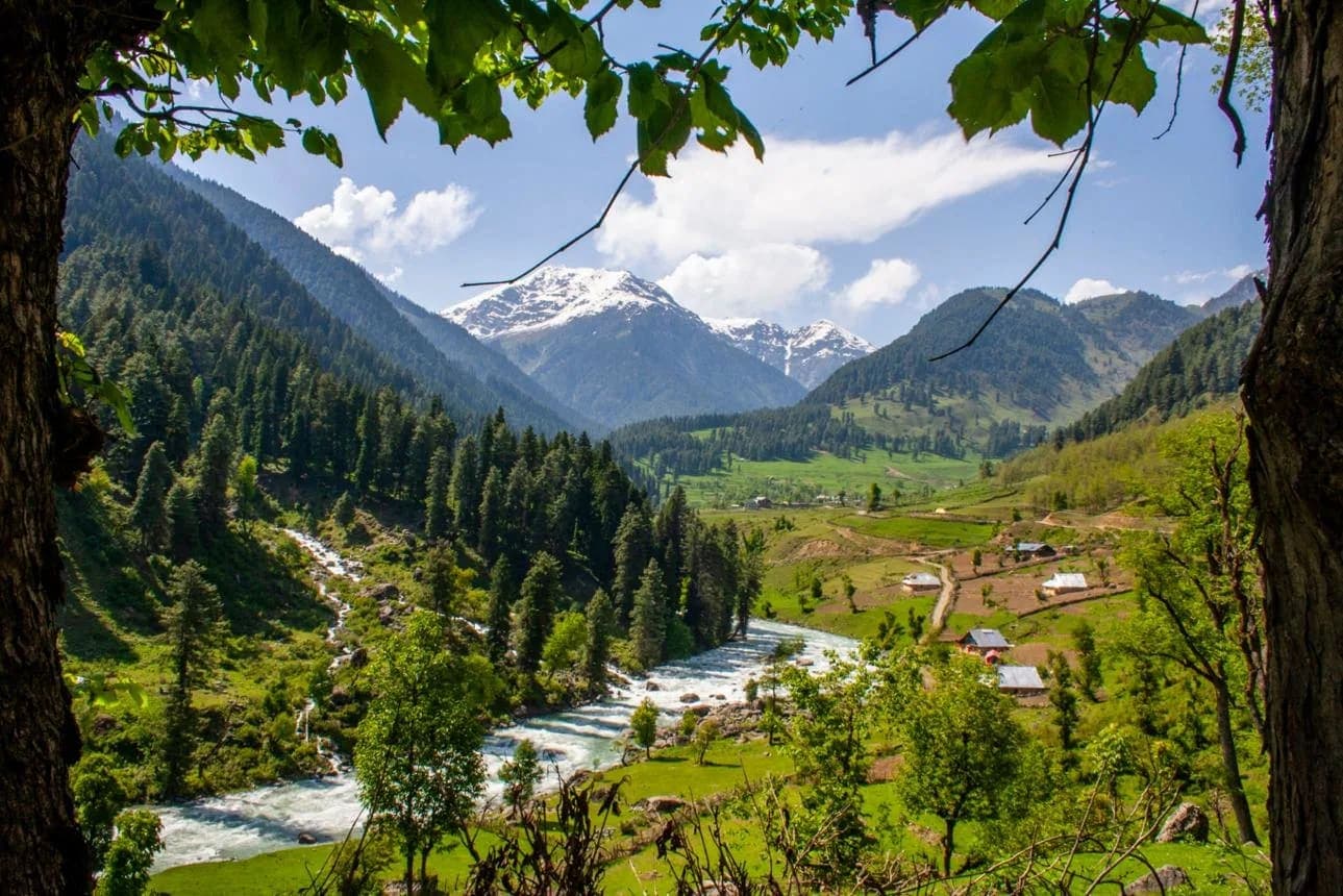 AMARNATH TOUR WITH PHALGAN SRINAGAR & GULMARG